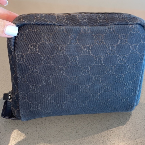 AUTHENTIC GUCCI TRAVEL FOLDABLE CHOCOLATE BROWN TOTE $1400 - Picture 3 of 7